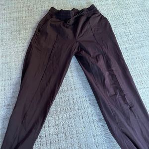 Lululemon joggers